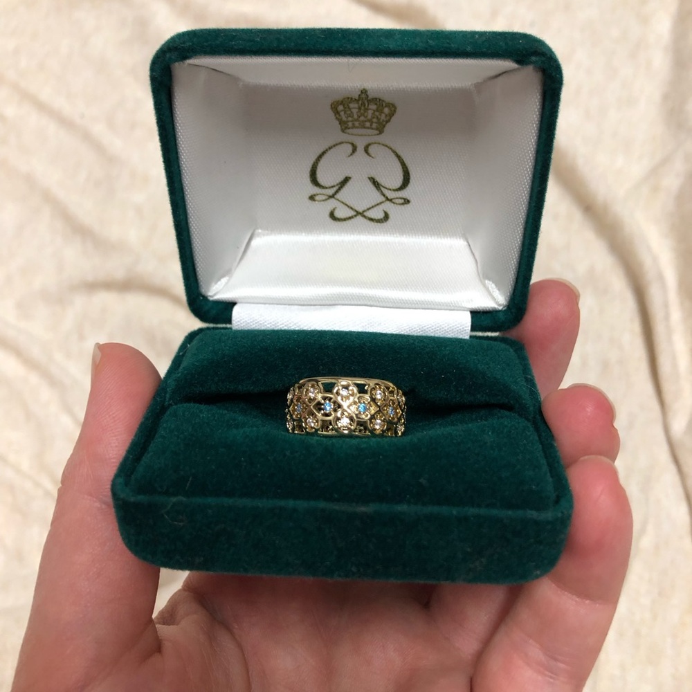 Grace Kelly Princess of Monaco Replica Ring Classic Old Hollywood Gold Tone - Picture 8 of 8